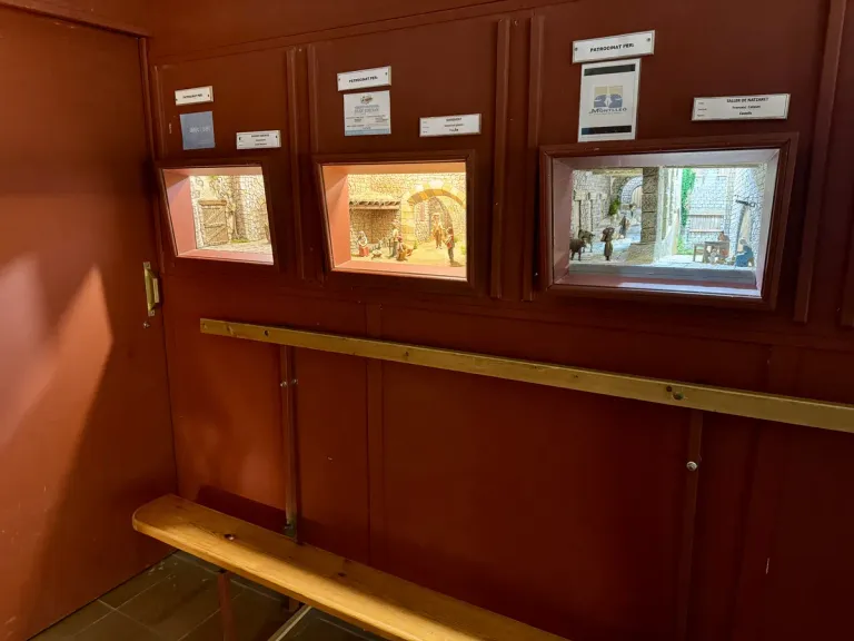 scenes display